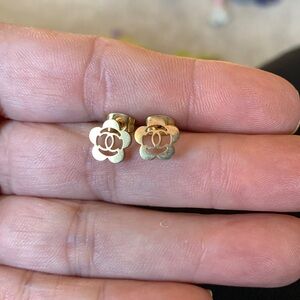 Designer look stud earrings